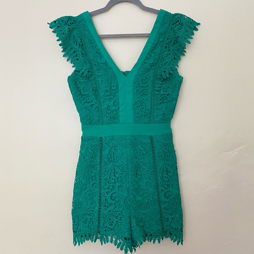WORN ONCE ••Adelyn Rea emerald green lace romper••